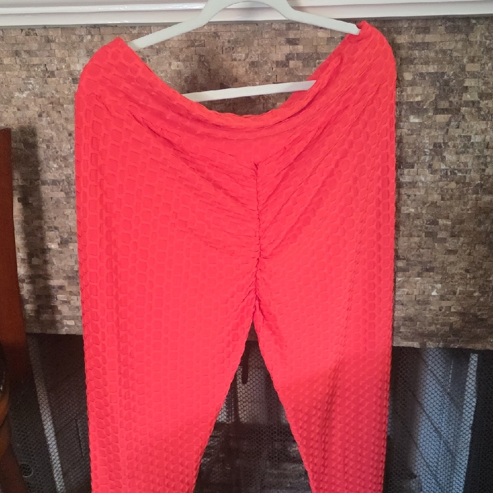 Women's OrangeTextured Leggings